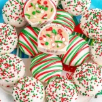 Christmas Chocolate-Covered Oreos: Festive, Delicious, and Easy to Make